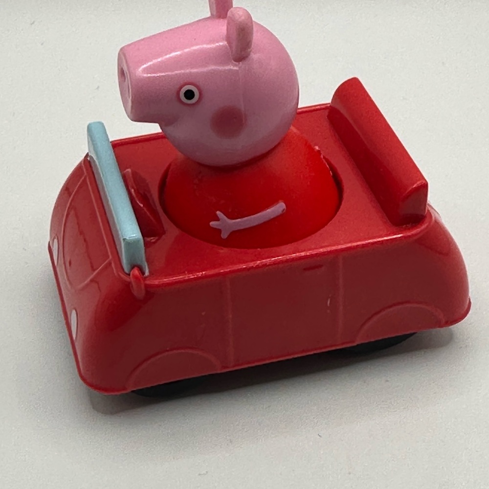 Peppa Pig Red Toy Car Rolling Vehicle Preschool Toy